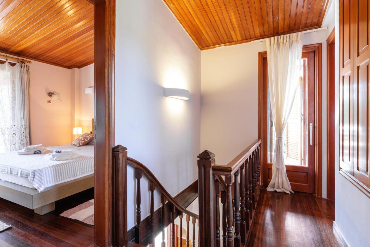 Luna Villa Private Beach เนอาอิรากลีอา ภายนอก รูปภาพ