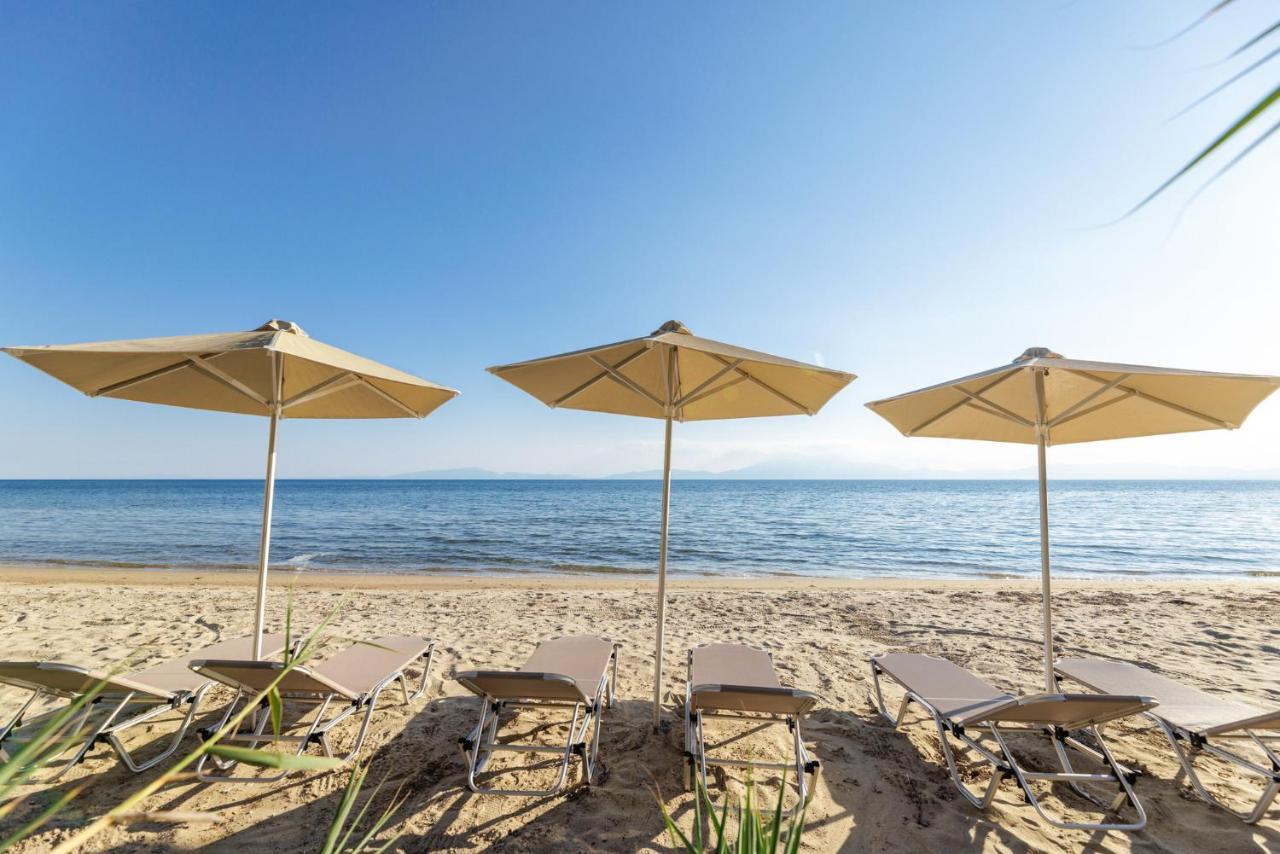 Luna Villa Private Beach เนอาอิรากลีอา ภายนอก รูปภาพ